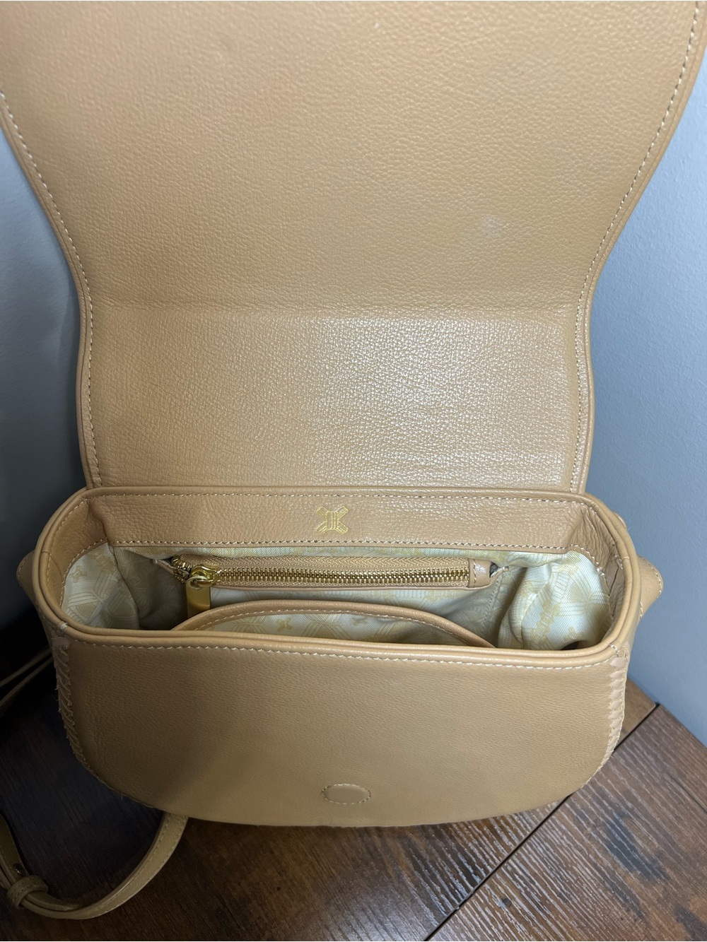Sancia Leather Purse - Picture 9 of 13